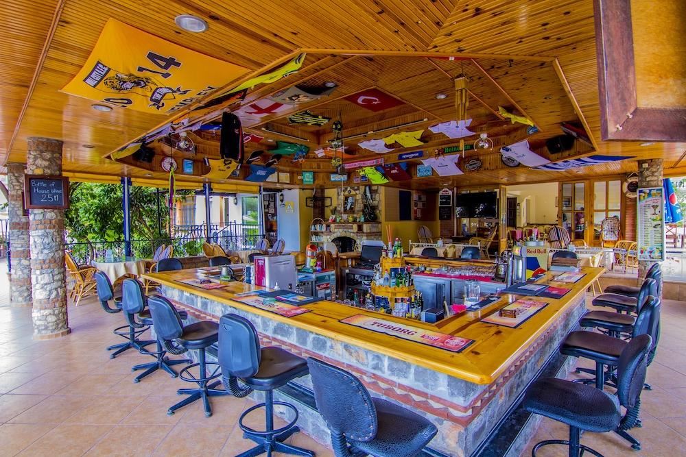 Magic Tulip Hotel Oludeniz Bagian luar foto