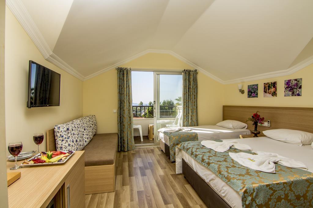 Magic Tulip Hotel Oludeniz Bagian luar foto